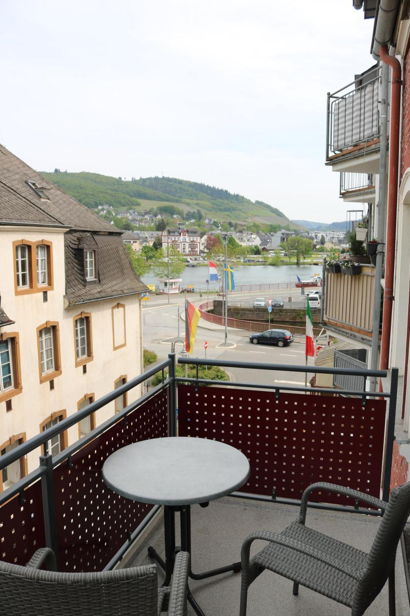 Ferienwohnungen Und Appartements - Haus Budinger Альф Экстерьер фото